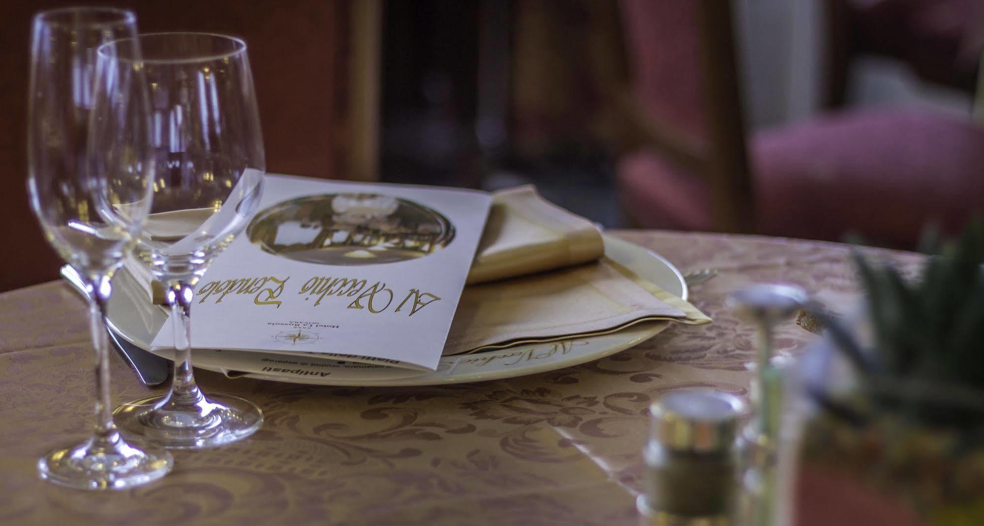 Hotel La Bussola 노바라 외부 사진