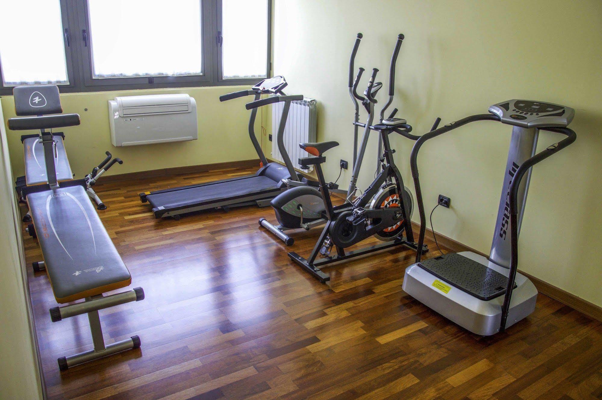 Hotel La Bussola 노바라 외부 사진